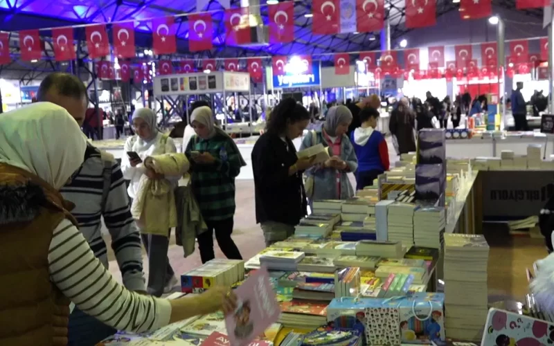 Malatya’da Anadolu Kitap ve Kültür Fuarı’na yoğun ilgi